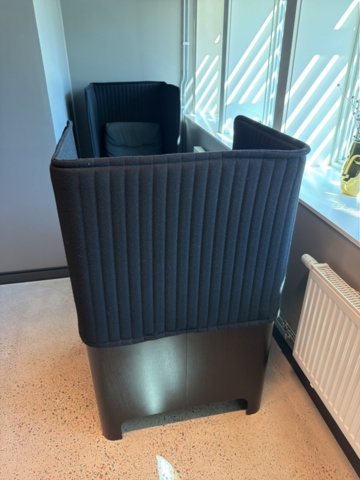 1509701-2 Ljuddämpande fåtöljer 2 st