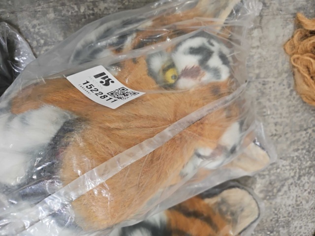 1522811-4 Konstgjort tigerhuvud - väggdekoration, 40 cm