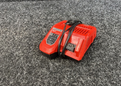 Snabbladdare Milwaukee M12-18FC
