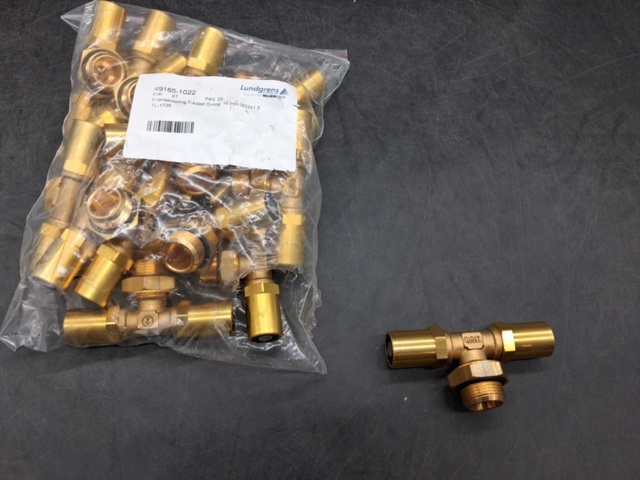 1523088-1 Bromskoppling T-koppling - 17 st, SIRIT, 10 mm, M22x1,5