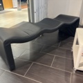 1505882-10 Möbler - Soffa, soffbord, klädhängare