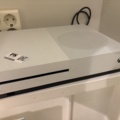 1505888-2 Spelkonsol med handkontroll - Microsoft Xbox One S - 2016