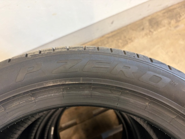 1430369-4 Sommardäck Pirelli  P Zero 255/45 R19 104v