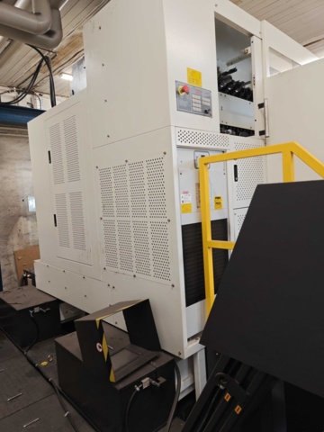 1485151-25 Multi-function machine YCM NXV1680B -2023 (only 197 hours)