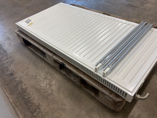 1430372-3 Radiator 1200x600mm