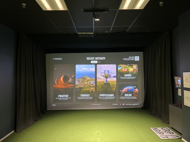 1457677-1 Komplett golfsimulator - Trackman 4