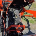 1363447-35 Kompakttraktor/redskapsbärare med frontlastare och redskap - Kubota 2410 - 2005