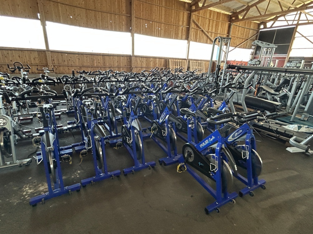 1363446-1 Spinning bikes approx. 22 pcs - Pulse Cycle