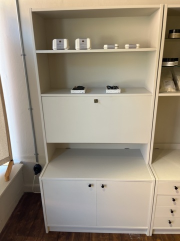 1277287-2 Salon equipment, machines and beauty products - Meraki, Medik8, XLash and others.