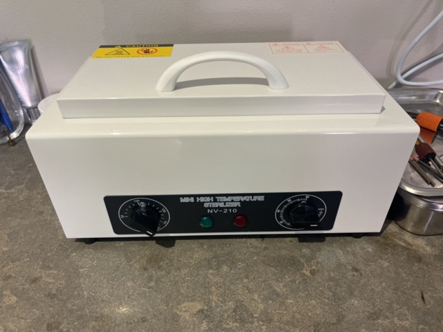 1277287-16 Salon equipment, machines and beauty products - Meraki, Medik8, XLash and others.