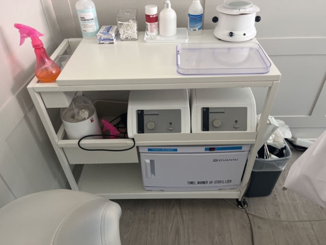 1277287-25 Salon equipment, machines and beauty products - Meraki, Medik8, XLash and others.