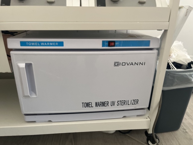 1277287-26 Salon equipment, machines and beauty products - Meraki, Medik8, XLash and others.