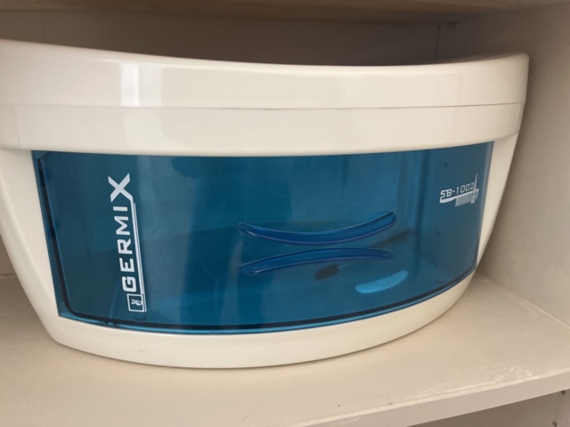 1277287-43 Salon equipment, machines and beauty products - Meraki, Medik8, XLash and others.