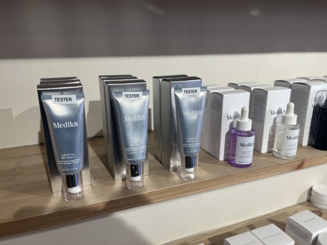 1277287-62 Salon equipment, machines and beauty products - Meraki, Medik8, XLash and others.