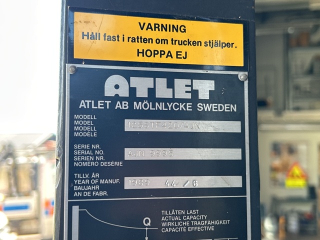 1457678-12 Ståstaplare - Atlet 125 STF 420