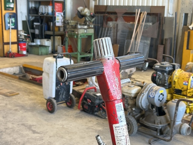 1457684-3 Pneumatic jack