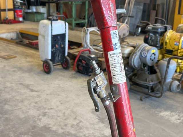 1457684-4 Pneumatic jack