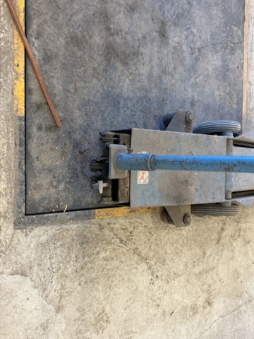 1457687-4 Jack 2.5 tons