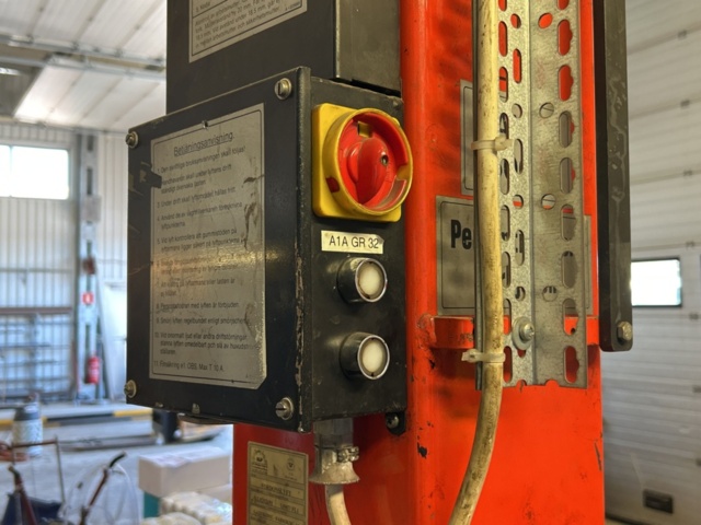 1457693-9 Vehicle lift - Elwis Autotechnic A/S HH 225