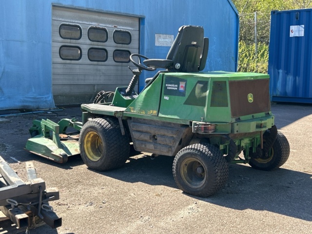 1457697-3 Riding mower - John Deere 1505 -2005
