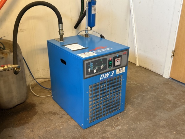 1457703-12 Kompressor med tork - Worthington Creyssensac Decibair 55
