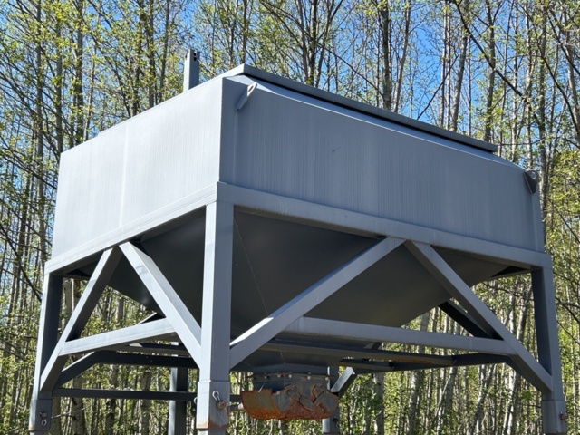 1457704-3 Salt/Sand Silo