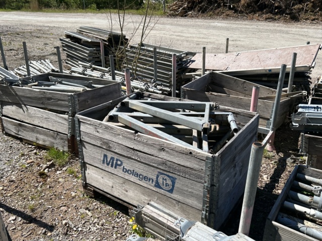 1457708-10 Parti med ställningsmaterial