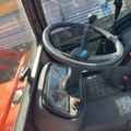 1363447-53 Kompakttraktor/redskapsbärare med frontlastare och redskap - Kubota 2410 - 2005