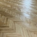 1479305-3 Massiv Fiskbens-/enstavsparkett Ek Bjelin Country 340x68x16 mm (ca 93,15 kvm)