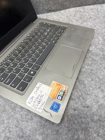 1482350-8 Lenovo dator