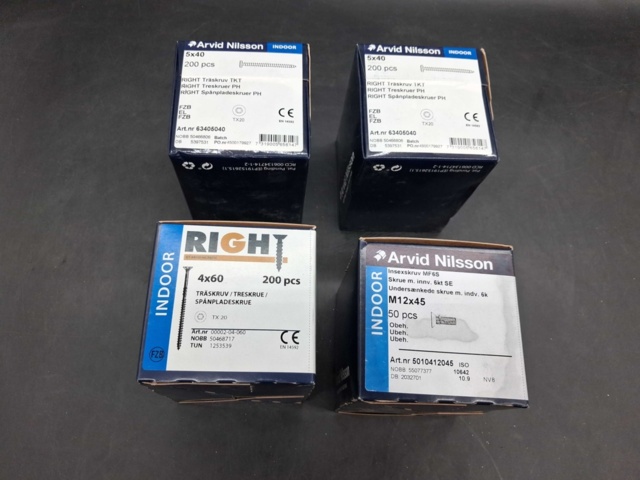 1525274-1 Wood screws & Allen screws, 650 pcs - Arvid Nilsson, RIGHT