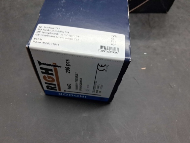 1525274-2 Wood screws & Allen screws, 650 pcs - Arvid Nilsson, RIGHT
