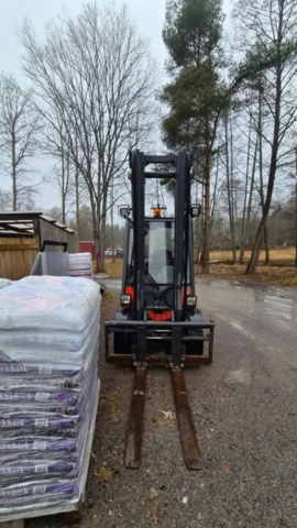 1491520-2 Motviktstruck 3,5 ton - Linde H35D -2007