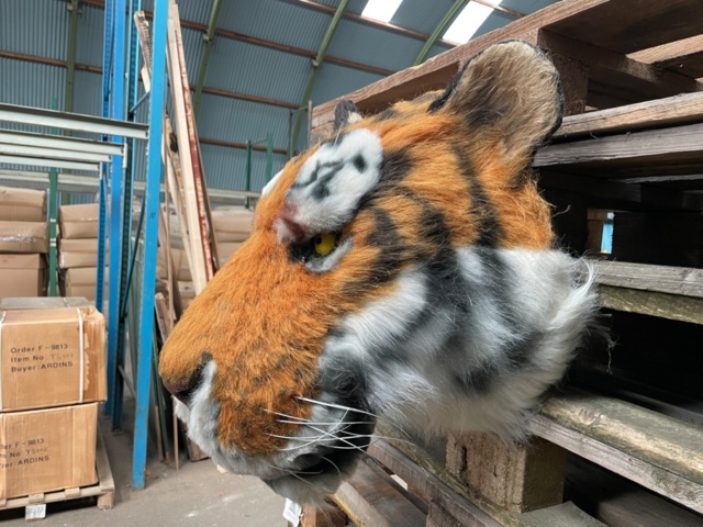1522817-2 Artificial tiger head - wall decoration, 40 cm