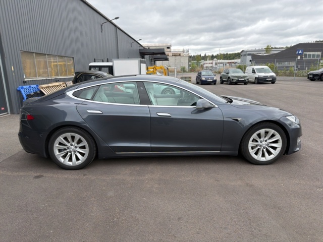 1357538-6 Tesla Model S Long Range AWD, 423hp -2019