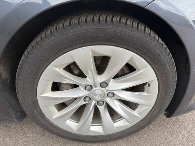 1357538-24 Tesla Model S Long Range AWD, 423hp -2019
