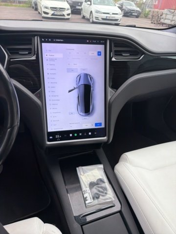 1357538-31 Tesla Model S Long Range AWD, 423hp -2019