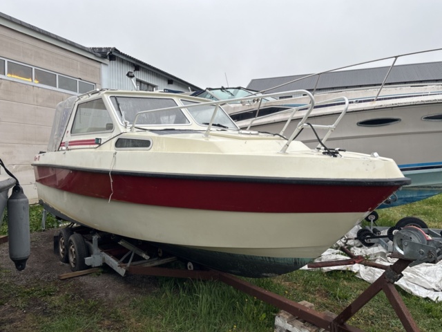 1143481-11 Flipper 700 Boat -79 incl trailer Volvo Penta