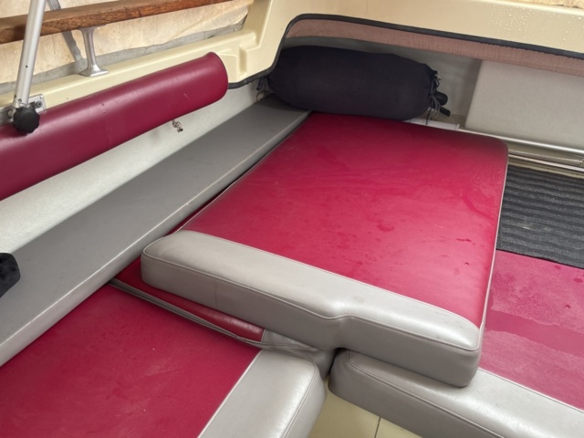 1143481-57 Flipper 700 Boat -79 incl trailer Volvo Penta