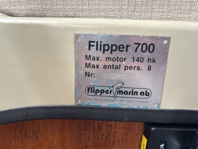 1143481-68 Flipper 700 Boat -79 incl trailer Volvo Penta