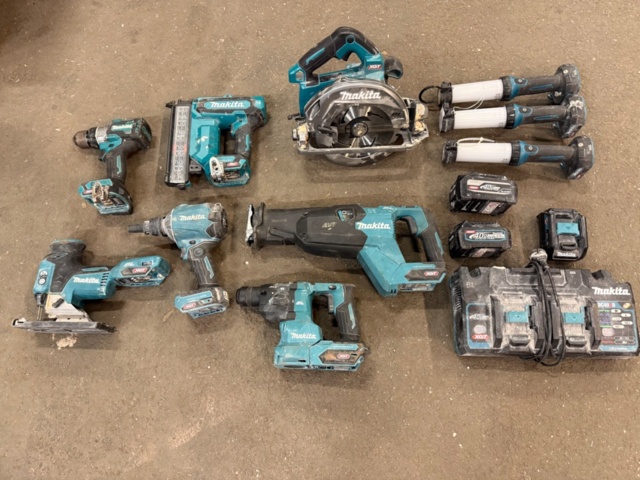 1526714-1 Paket med Makita-handmaskiner