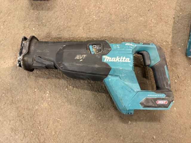 1526714-4 Paket med Makita-handmaskiner