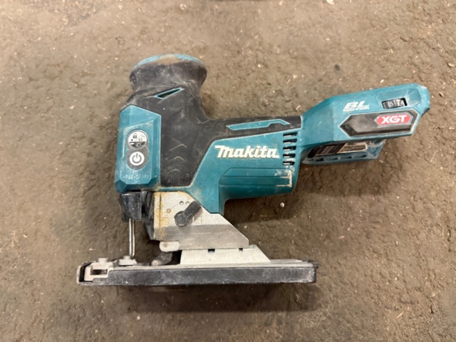 1526714-6 Paket med Makita-handmaskiner