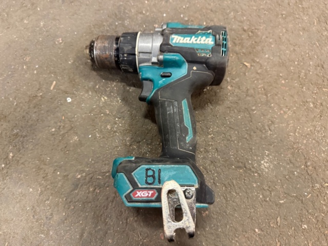 1526714-13 Paket med Makita-handmaskiner