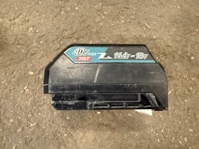 1526714-22 Paket med Makita-handmaskiner