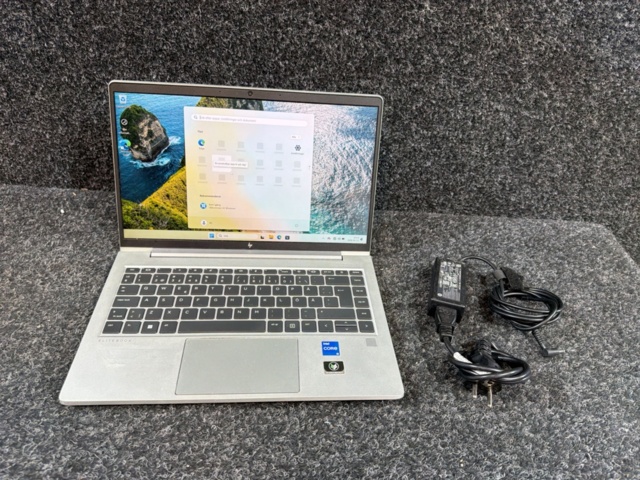 1515942-1 Laptop - HP EliteBook 640 G9