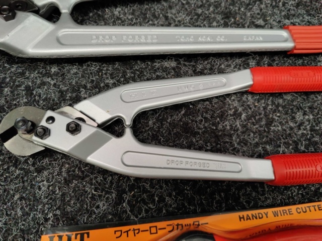 1526990-5 3 pcs Wire cutters HERE