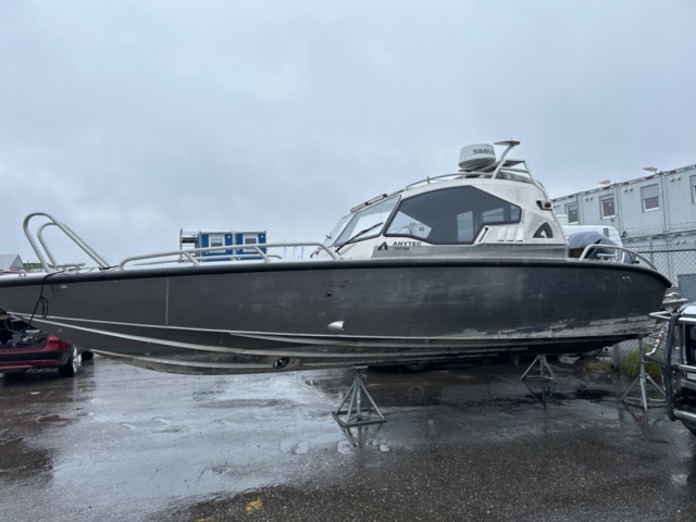 1504173-2 Motorboat Anytec 747 Cab, Yamaha F350 engine -2015