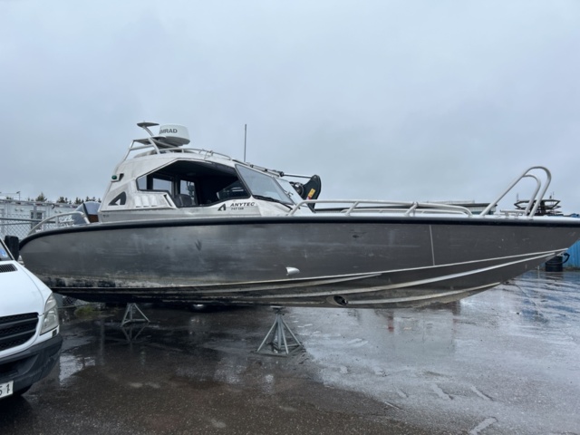 1504173-5 Motorboat Anytec 747 Cab, Yamaha F350 engine -2015