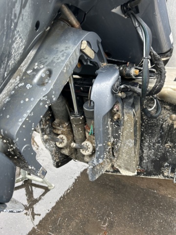 1504173-63 Motorboat Anytec 747 Cab, Yamaha F350 engine -2015
